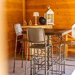 A La Source De Lavis Bed & Breakfast