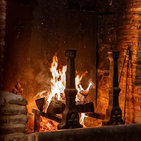 A La Source De Lavis Bed & Breakfast 4*