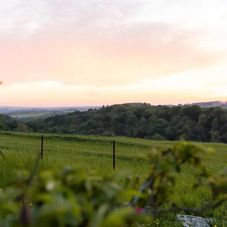 Bed & Breakfast A La Source De Lavis