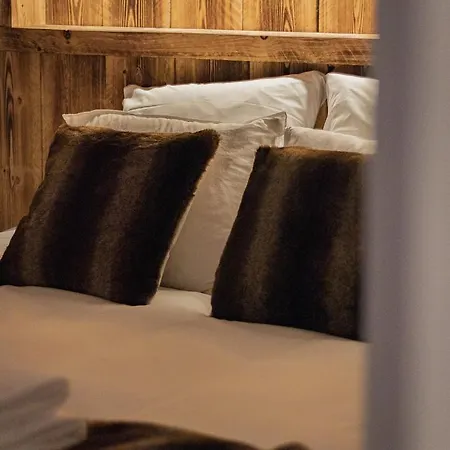 A La Source De Lavis 4*