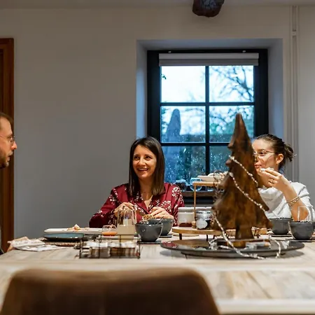 A La Source De Lavis Bed & Breakfast Houyet