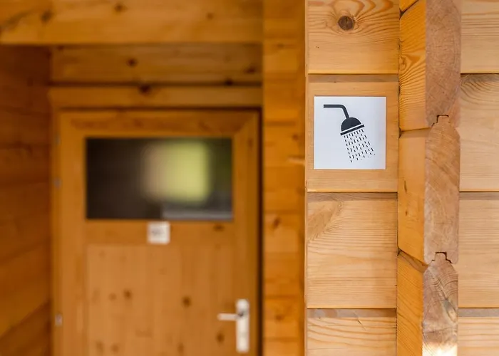 ベッド・アンド・ブレックファスト A La Source De Lavis 4*