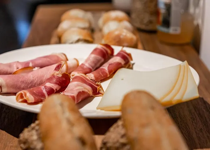 Alojamento de Acomodação e Pequeno-almoço A La Source De Lavis 4*